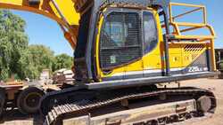 Excavadora Hyundai Robex 220 LC-9 Año 2019 Horas 8700 Aprox