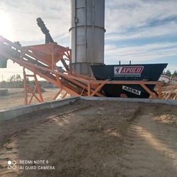 PLANTAS DOSIFICADORAS DE HORMIGON MOVIL Y FIJA