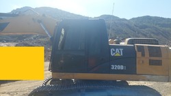 Excavadora Caterpillar 320 DL Año 2016 8090 Horas