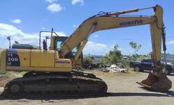 Excavadora Komatsu PC 200 - 8 LC Año 2006 17000 Hrs