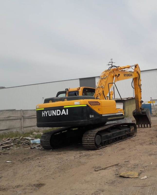 Hyundai 220 экскаватор