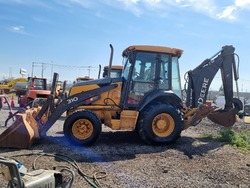 JOHN DEERE 310J AÑO 2011