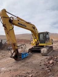 Excavadora Komatsu PC200 - 8 Año 2014 12000 Horas