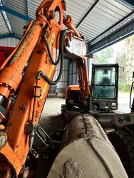Mini Excavadora Doosan DX80 8 Ton Año 2015 9750 Horas