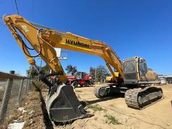 Excavadora Hyundai 330 LC - 8 Año 2016 Hrs 10700