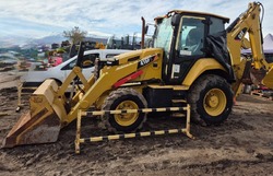 Retroexcavadora Caterpillar 416F Año 2018 8600 Horas
