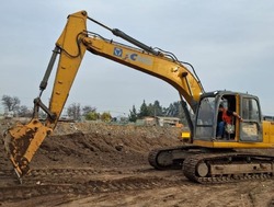 Excavadora XCMG XE-215 Año 2018 6052 Horas