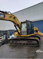 Excavadora Caterpillar 315 DL 15 Ton  Año 2014 8702 Horas