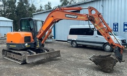 Mini Excavadora Doosan DX80 8 Ton Año 2015 9750 Horas